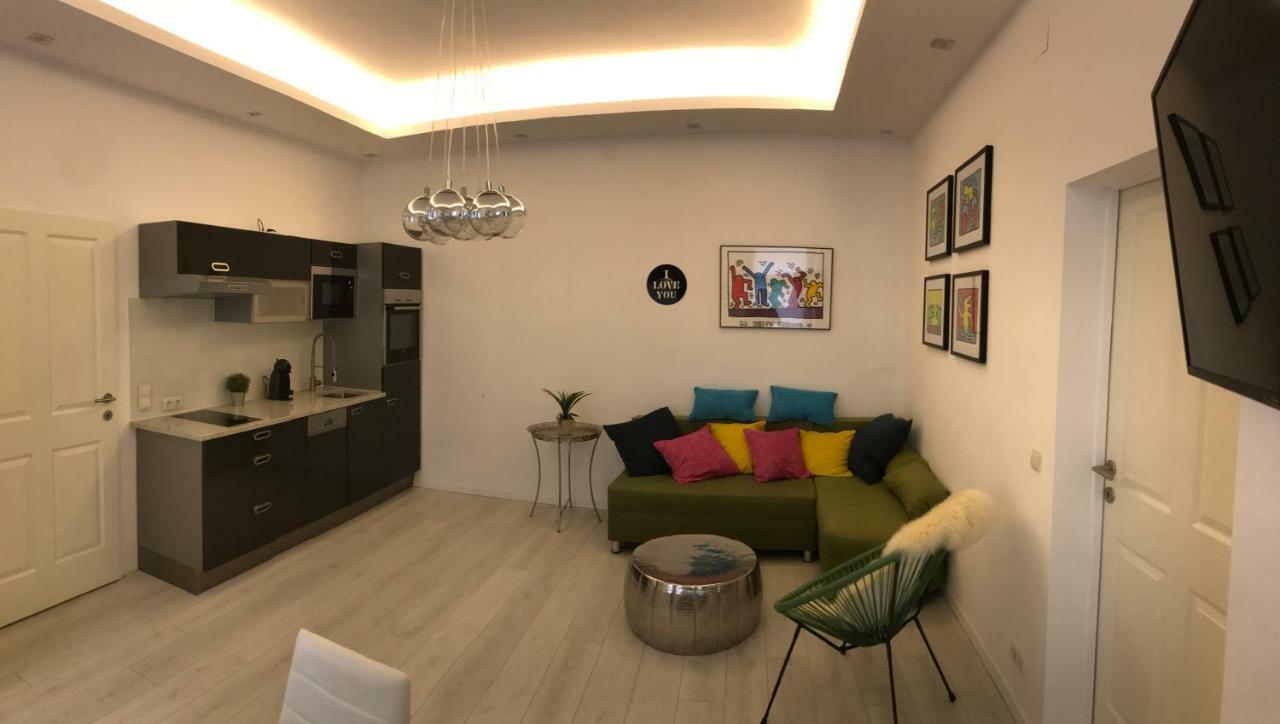 Modern City Apt, Next To Metro Vídeň Exteriér fotografie